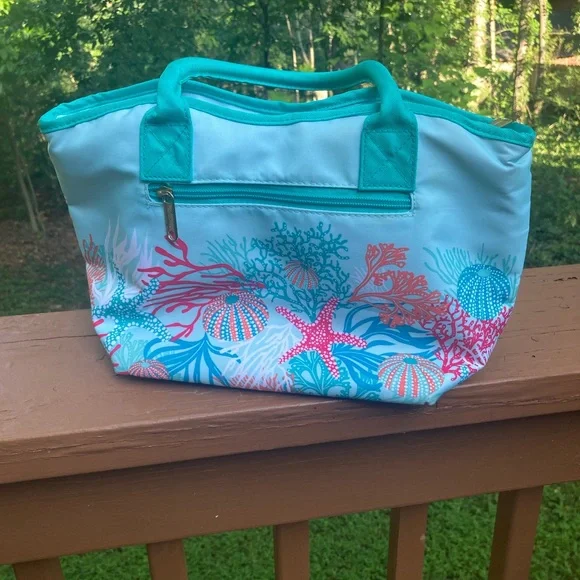 Tupperware ocean theme lunchbox - Picture 2 of 7